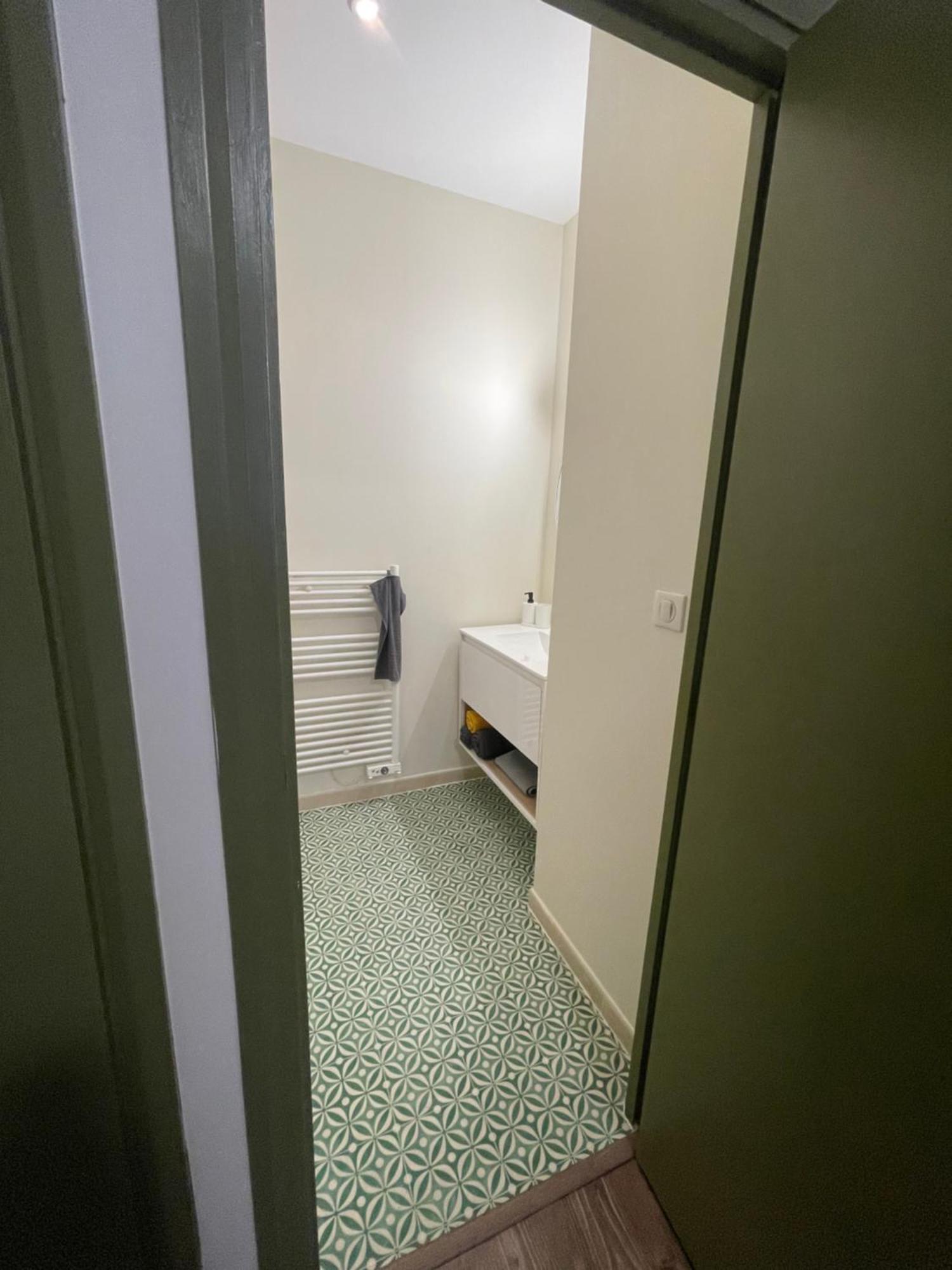 Appartement Au Coeur Du Centre Ville De Carcasona Exterior foto